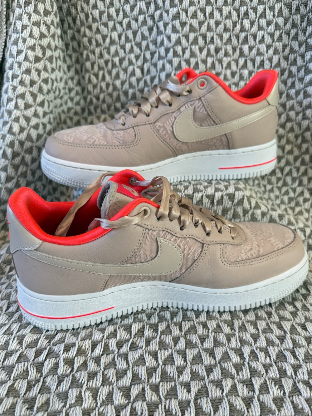 Nike Air Force 1 ’07 LX Toasty Fossil Stone Laser Crimson Women’s 9